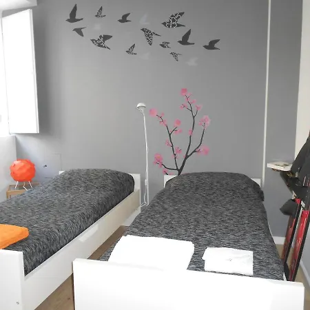 Triplex - Com W.c. Privado Couette-café