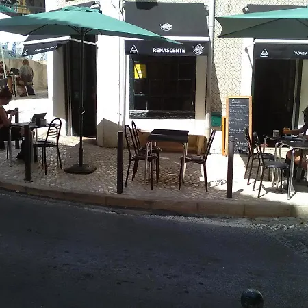 Triplex - Com W.c. Privado Couette-café