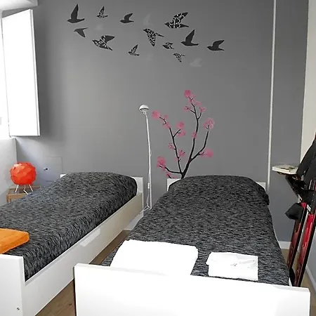 Triplex - Com W.c. Privado